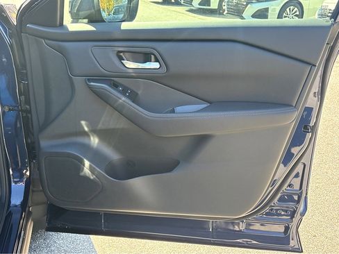 New 2026 Nissan Rogue SV image 12