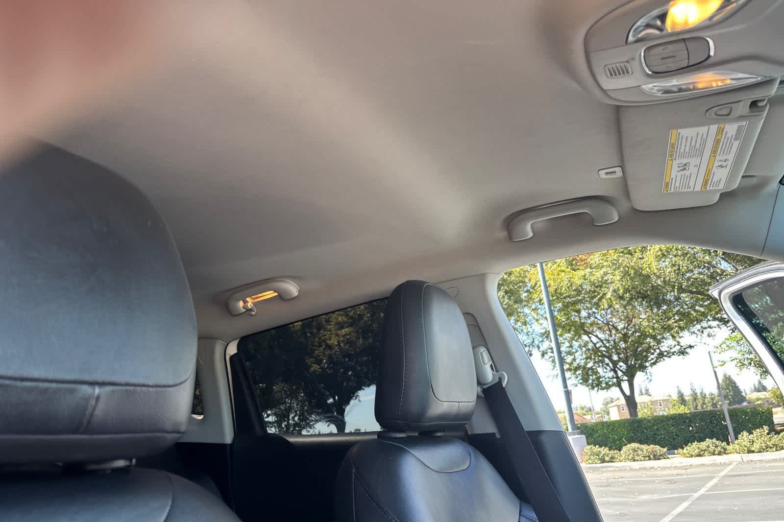 Used 2019 Jeep Compass Limited AWD/4WD image 19