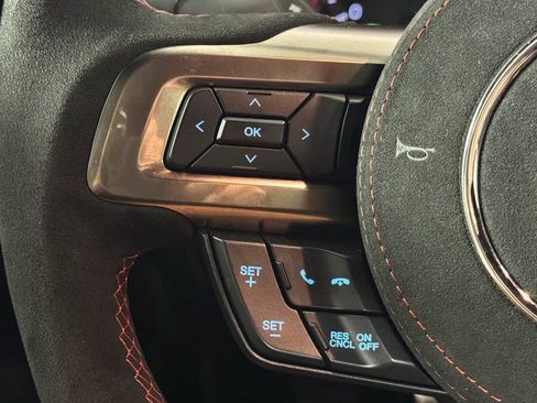 Used 2019 Ford Mustang Shelby GT350 w/ Technology Package RWD image 18