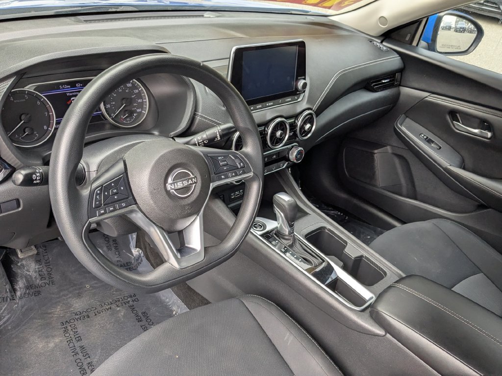 Used 2024 Nissan Sentra SV FWD image 14