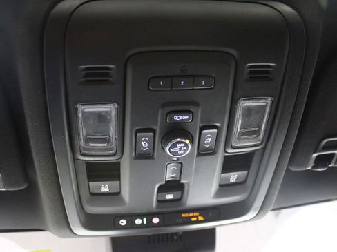 Used 2023 Chevrolet Tahoe High Country image 44