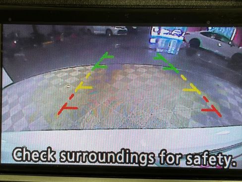 Used 2016 Nissan Versa Note SV FWD image 29
