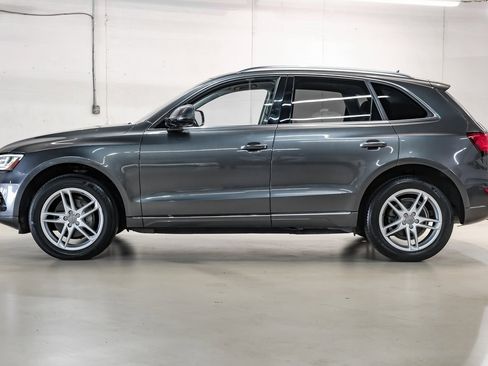 Used 2017 Audi Q5 2.0T Premium Plus w/ Technology Package image 19