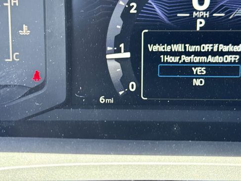 Used 2025 Toyota Tacoma SR5 image 31