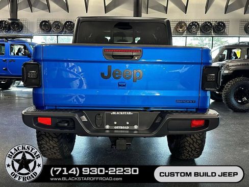 Used 2020 Jeep Gladiator Sport w/ Quick Order Package 24S AWD/4WD image 12