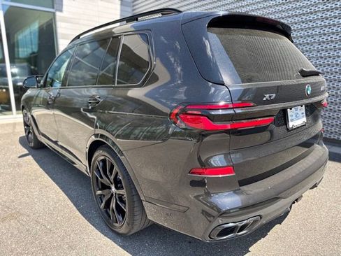 Used 2025 BMW X7 M60i AWD/4WD image 3