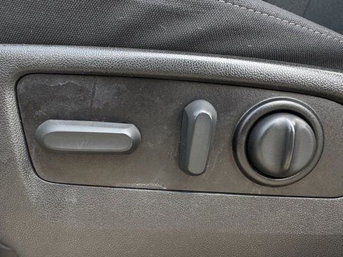 Used 2021 Chevrolet Silverado 1500 RST image 27