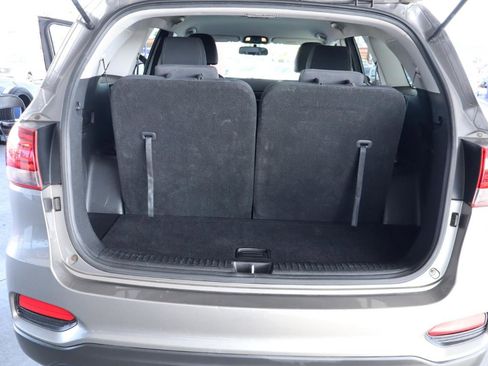 Used 2019 Kia Sorento FWD V6 image 30