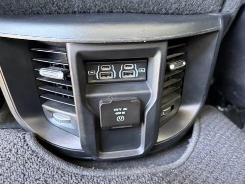 Used 2024 RAM 2500 Laramie w/ Safety Group AWD/4WD image 32