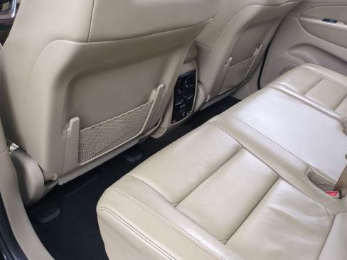 Used 2021 Jeep Grand Cherokee Limited AWD/4WD image 19