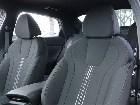 Certified 2026 Hyundai Elantra Sport FWD image 10