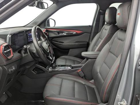Used 2024 Chevrolet TrailBlazer RS w/ Convenience Package AWD/4WD image 14