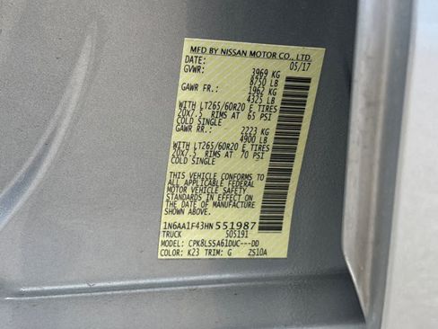 Used 2017 Nissan Titan SV AWD/4WD image 25