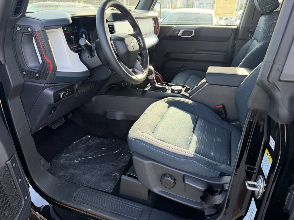 New 2026 Ford Bronco Heritage Edition AWD/4WD image 18