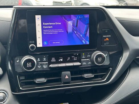 Used 2023 Toyota Highlander XSE image 22