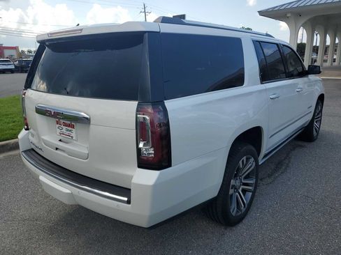 Used 2017 GMC Yukon XL Denali w/ Open Road Package AWD/4WD image 6