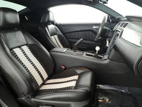 Used 2010 Ford Mustang Shelby GT500 image 20