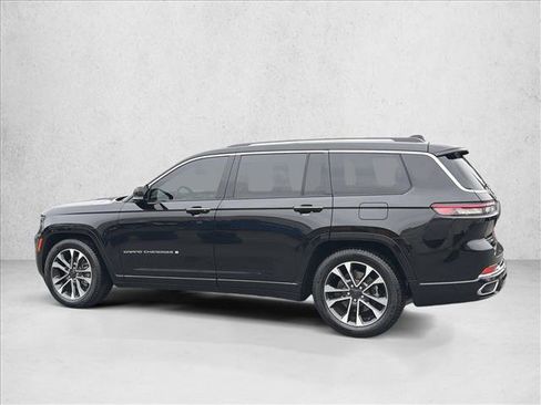Used 2022 Jeep Grand Cherokee L Overland w/ Advanced Protech Group III image 8