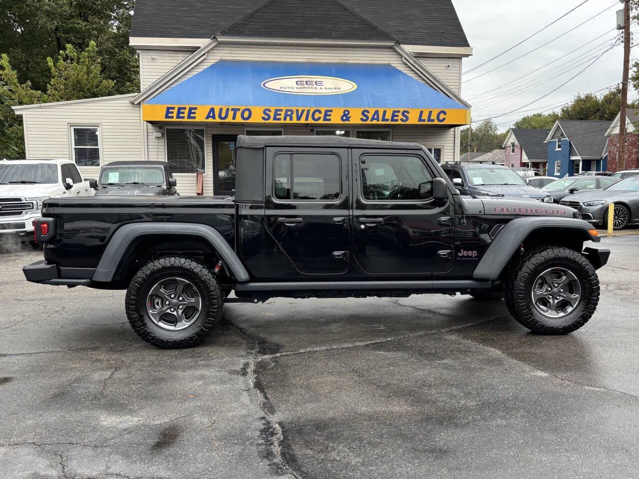 Used 2020 Jeep Gladiator Rubicon w/ Trailer Tow Package AWD/4WD image 1