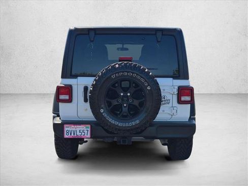 Used 2021 Jeep Wrangler Unlimited Sport AWD/4WD image 7