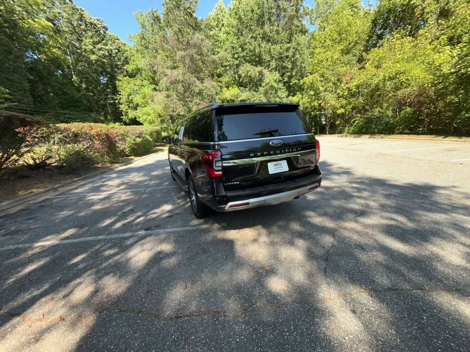 Used 2024 Ford Expedition Max Limited AWD/4WD image 14