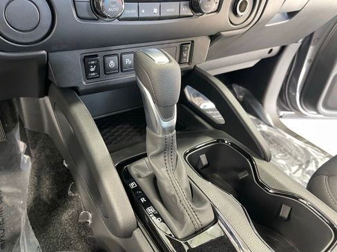 New 2026 Nissan Frontier SV w/ All-Weather Content Package RWD image 10