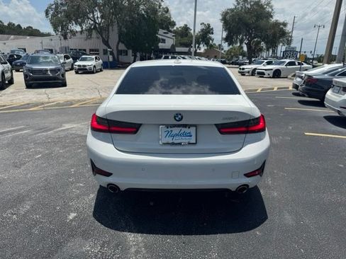 Used 2022 BMW 330i Sedan w/ Driving Assistance Package RWD image 3