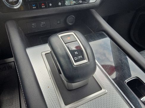 Used 2022 Mitsubishi Outlander SEL AWD/4WD image 28