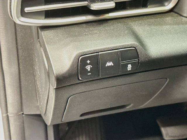 Used 2021 Hyundai Elantra SEL FWD image 10