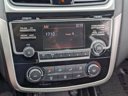 Used 2018 Nissan Altima 2.5 SR FWD image 26