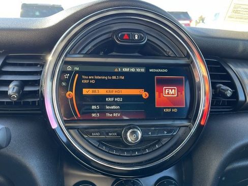 Used 2019 MINI Cooper S w/ Premium Package image 43