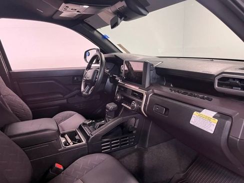 Used 2025 Toyota Tacoma SR5 image 11