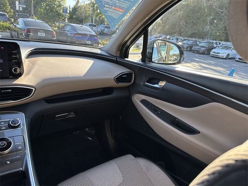 Used 2022 Hyundai Santa Fe SEL image 16