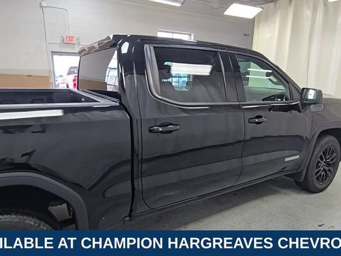 Used 2022 GMC Sierra 1500 Elevation AWD/4WD image 11