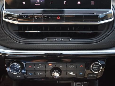 Used 2022 Jeep Compass Trailhawk w/ Sun and Sound Group AWD/4WD image 30