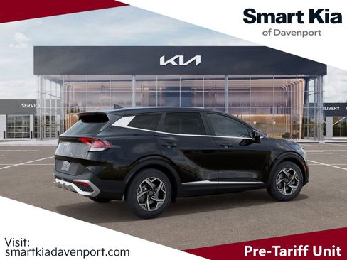 New 2025 Kia Sportage LX image 7