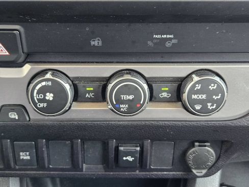 Used 2023 Toyota Tacoma SR RWD image 20