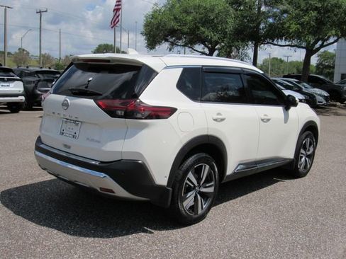Used 2022 Nissan Rogue Platinum w/ Head-Up Display Package FWD image 3