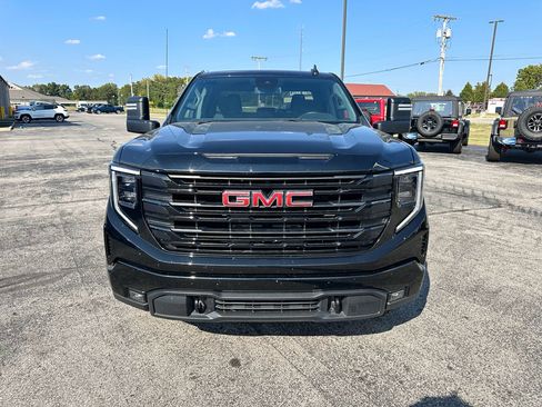 Used 2023 GMC Sierra 1500 Elevation image 3
