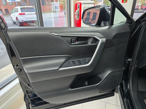 Used 2024 Toyota RAV4 LE image 18