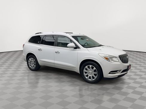 Used 2016 Buick Enclave Leather FWD image 37