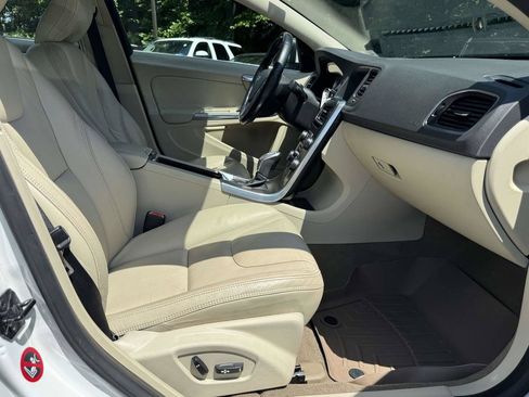 Used 2013 Volvo S60 T5 AWD/4WD image 14