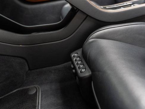 Used 2014 McLaren MP4-12C Spider RWD image 29