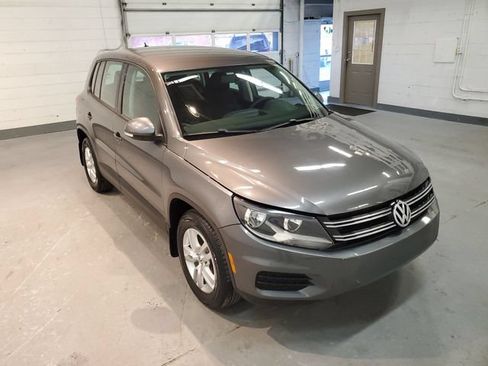 Used 2012 Volkswagen Tiguan S FWD image 8