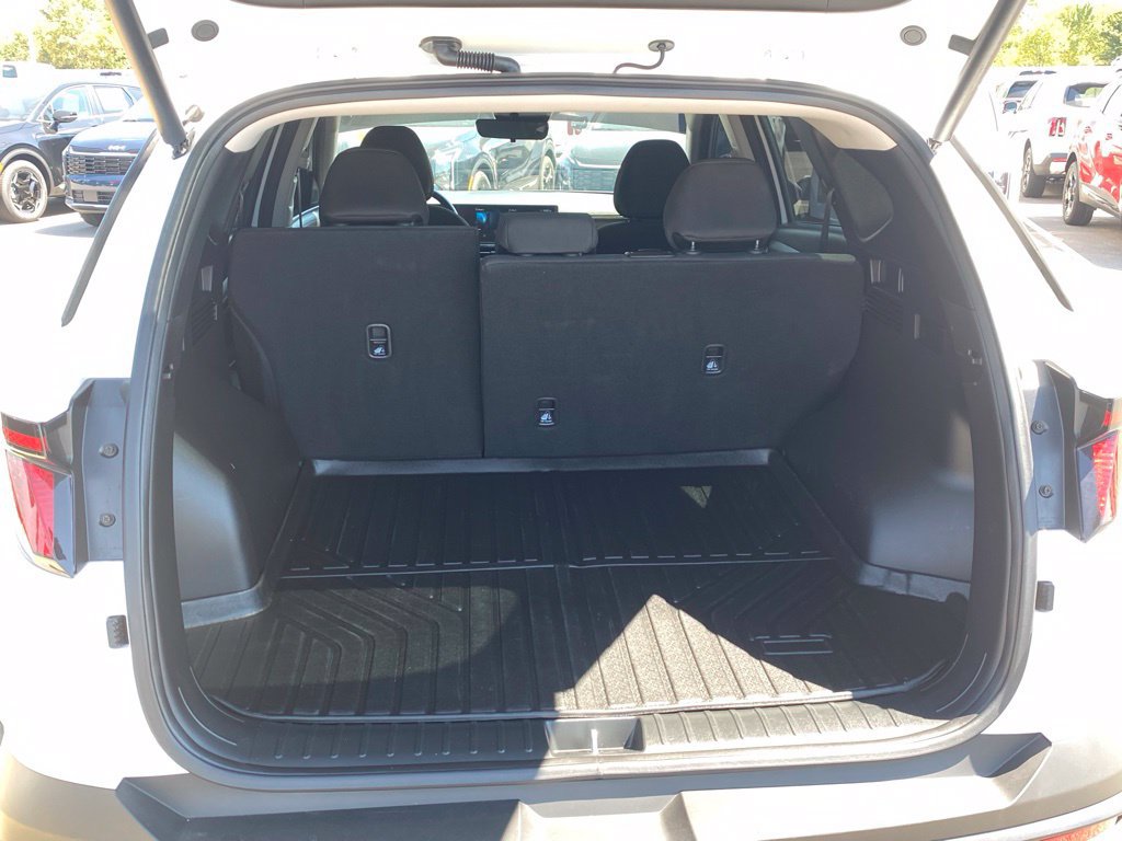 Used 2025 Hyundai Tucson SEL FWD image 9