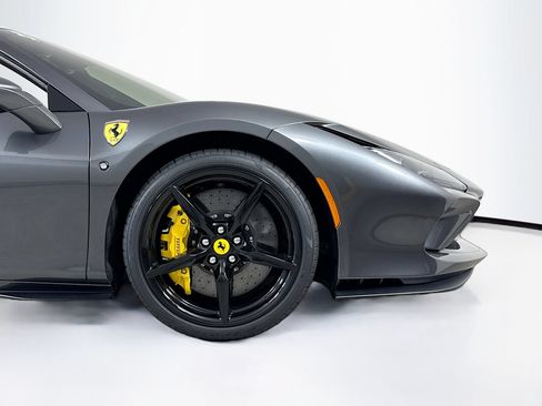 Certified 2022 Ferrari F8 Tributo RWD image 26