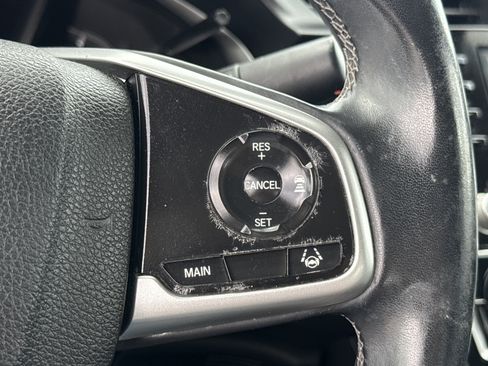 Certified 2020 Honda Civic EX image 34