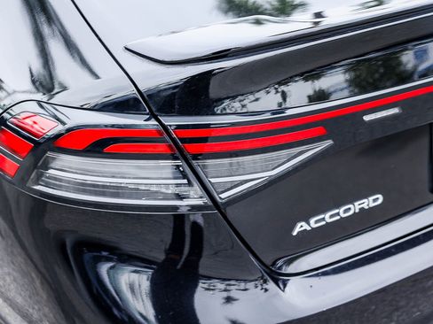 Certified 2023 Honda Accord Sport image 8