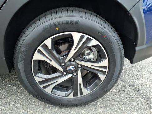 Certified 2024 Subaru Crosstrek 2.0i Premium AWD/4WD image 17
