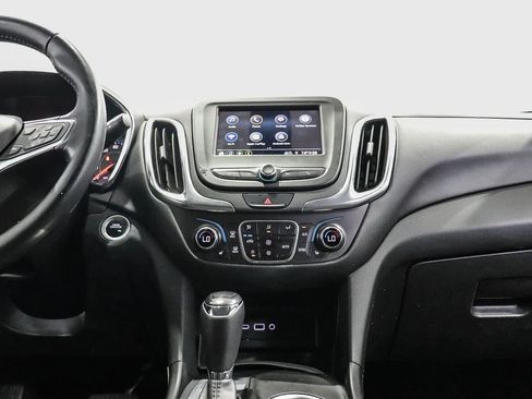 Used 2019 Chevrolet Equinox LT FWD image 13